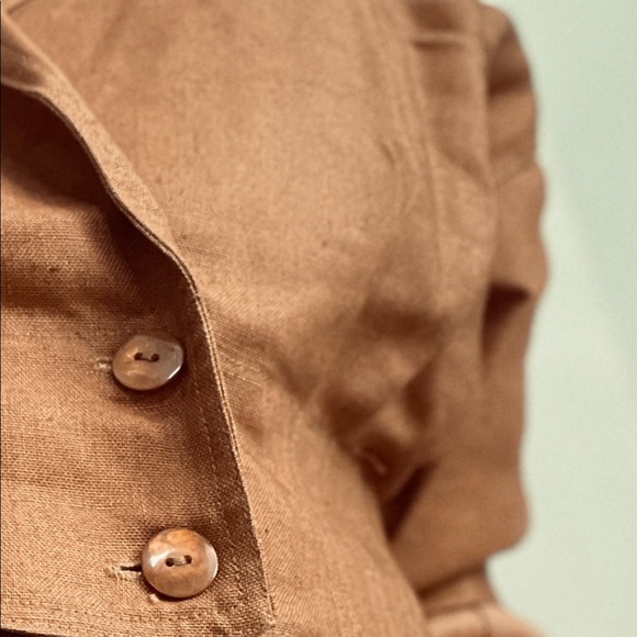 Linen Double Breasted Cropped Structure Jacket - Picture 15 of 16